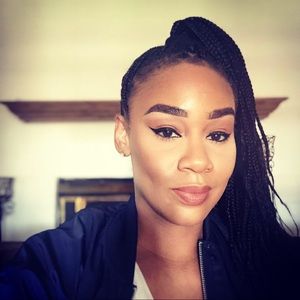 Meet your Posher, Jaz